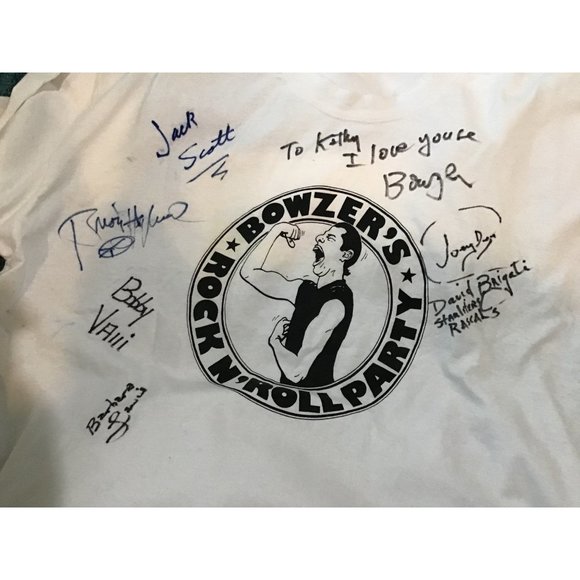 Bowzer Rock and Roll T Shirt Autographed Vintage XL - Picture 1 of 5